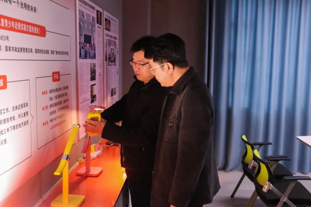 宜春市委組織部部務委員楊文先一行調研中部教裝城，他稱贊道……